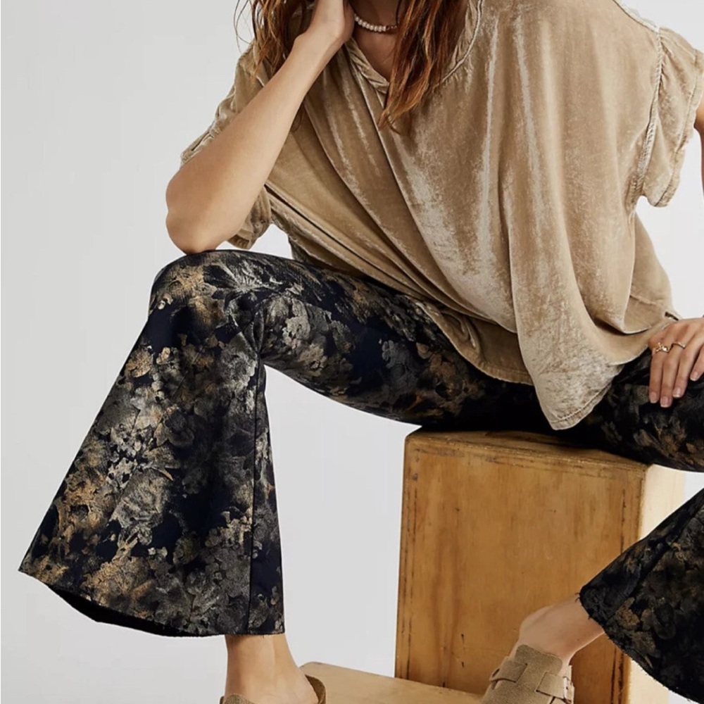 Free People Inferno Flare Pants Floral Abstract Print Stretch Black Gold 27